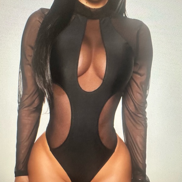 NWT Fashion Nova sheer illusion bodysuit- black. Size Large. - Picture 3 of 6